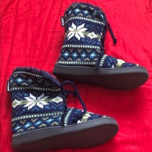 Indoor and out door slippers